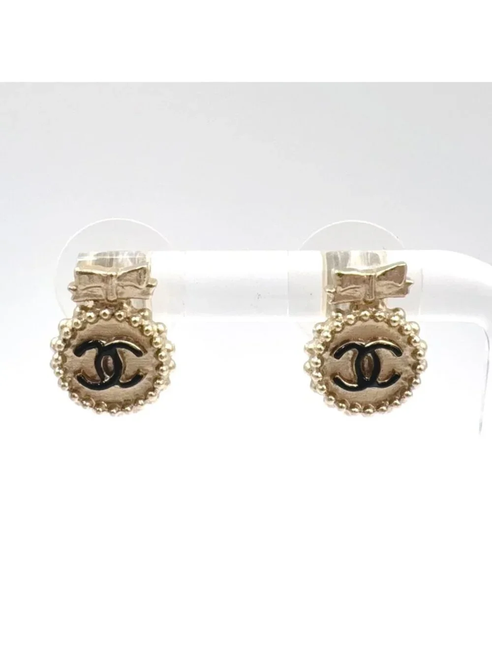 Chanel Ribbon Motif Circle CC Logo Black Earrings